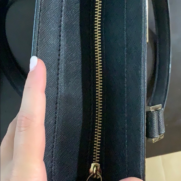 Kate Spade Purse - Picture 4 of 5